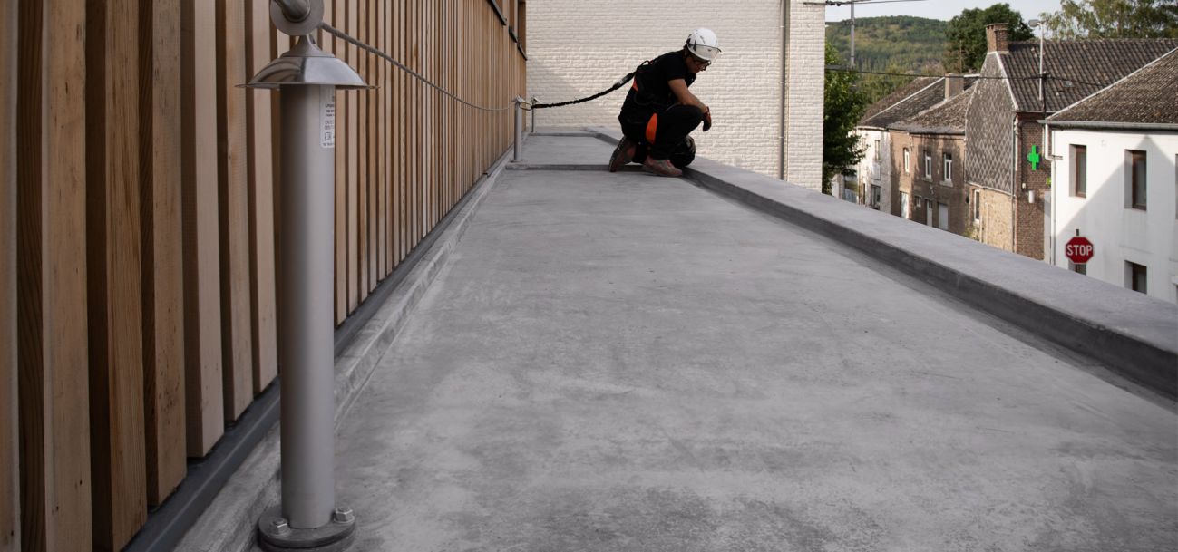 Líneas de vida anclaje estructuras frágiles